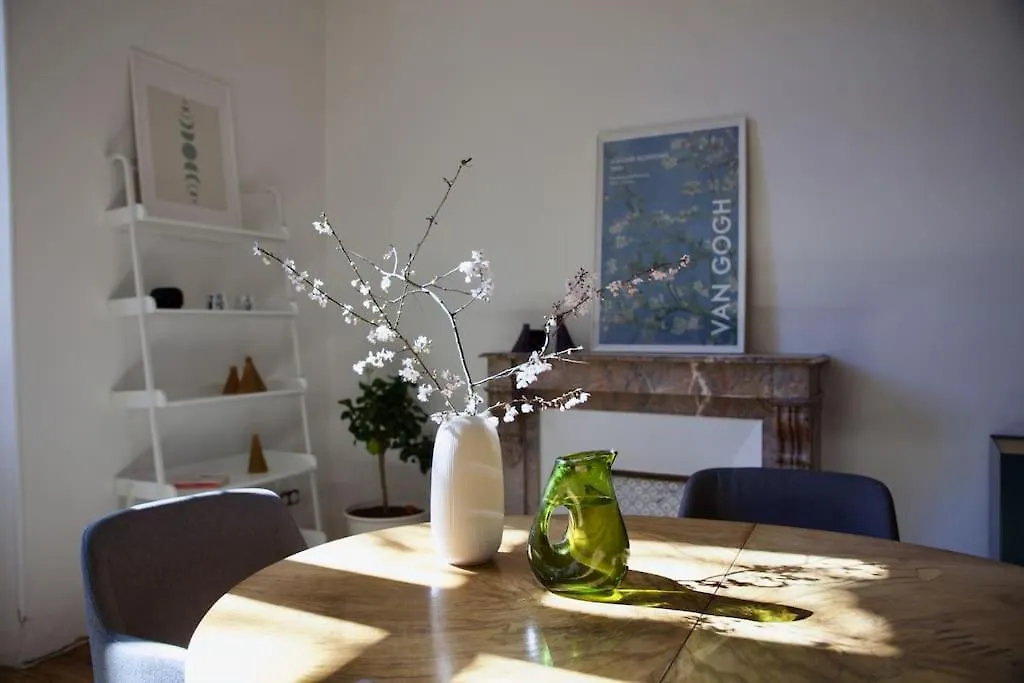 Villa Lovely Townhouse Near St Remy Chateaurenard France